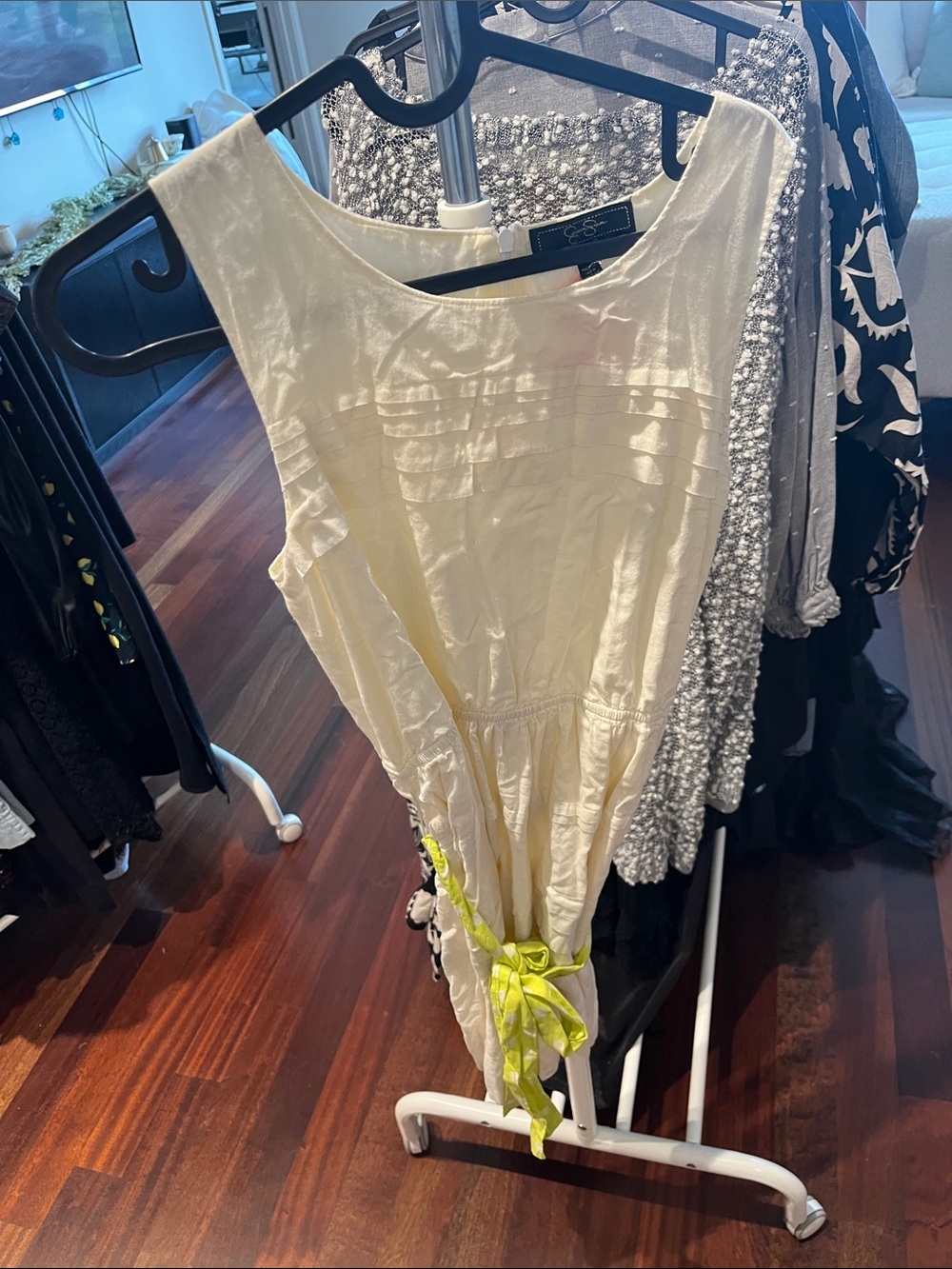 Jessica Simpson Cream Sleeveless Sun Dress with Lime Tie